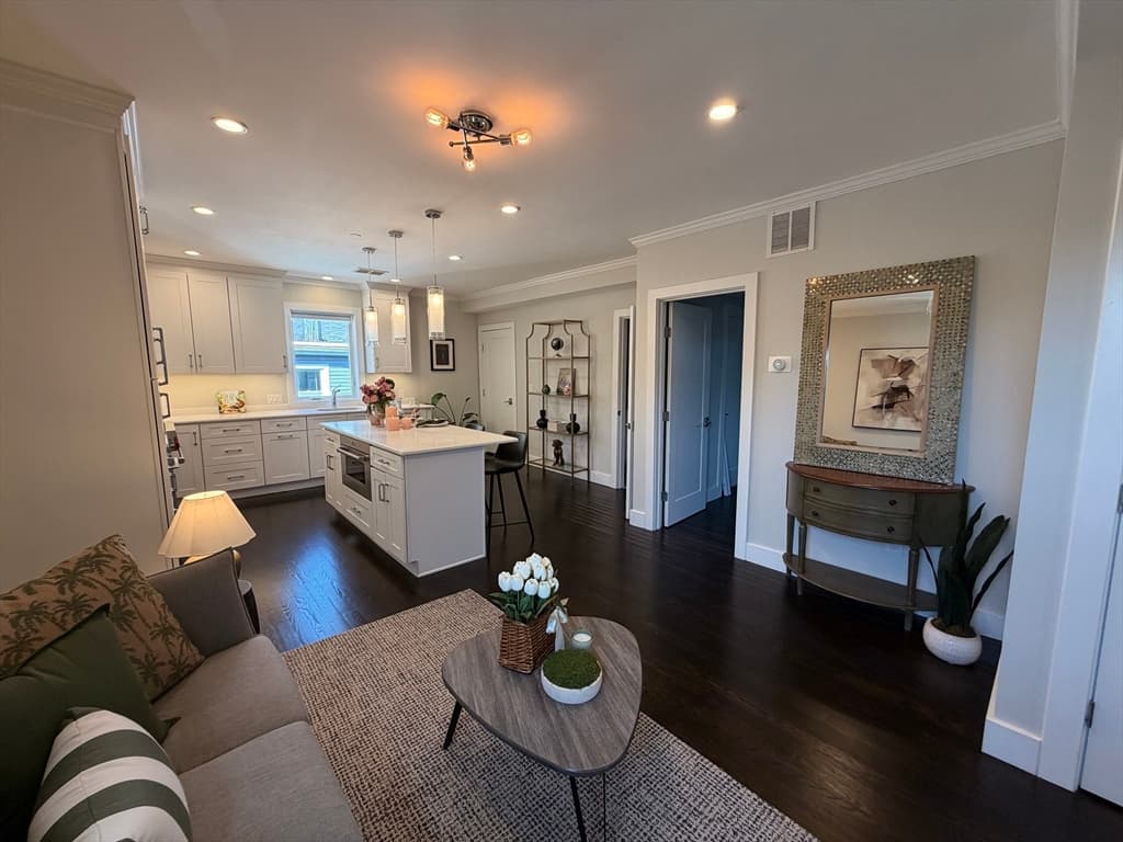 57 Hurley St. # 3, Cambridge MA 02141 photo 3