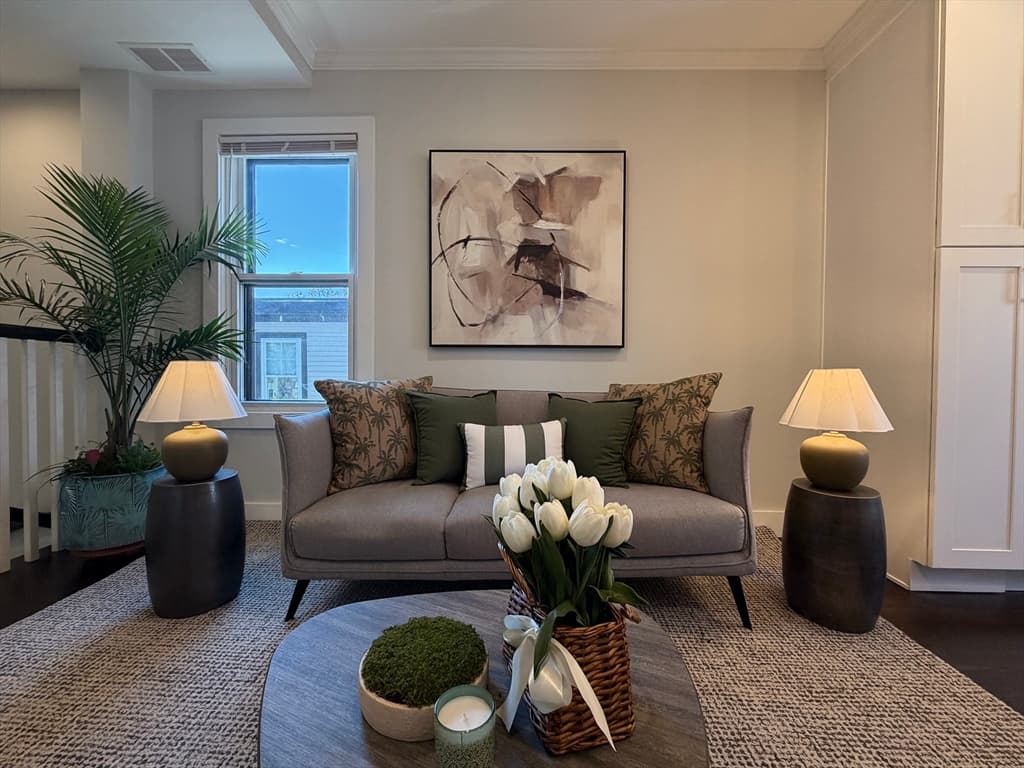 57 Hurley St. # 3, Cambridge MA 02141