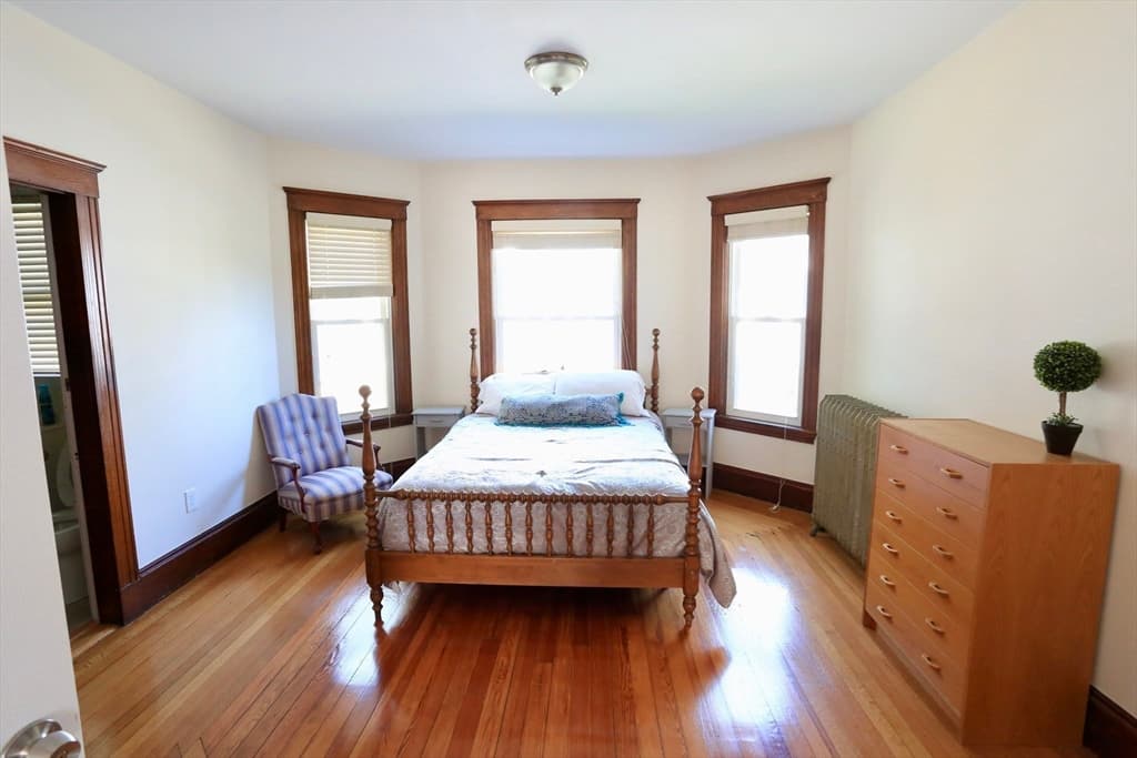 124 Forest St, Medford MA 02155 photo 6