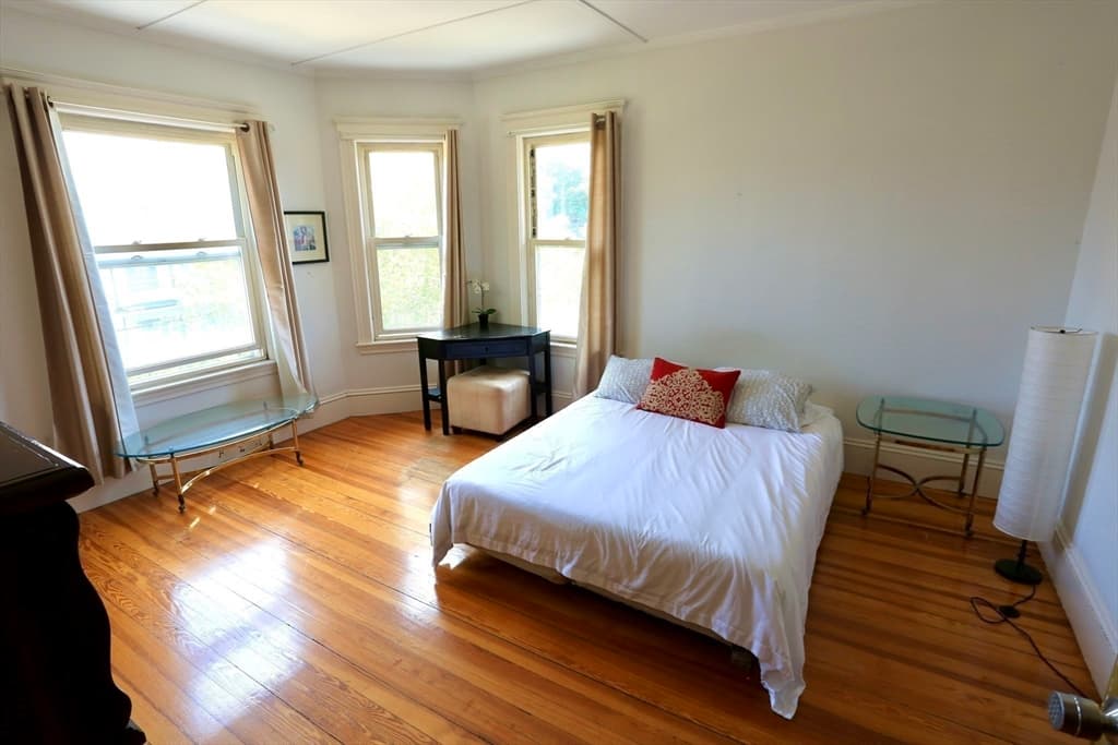 124 Forest St, Medford MA 02155 photo 17