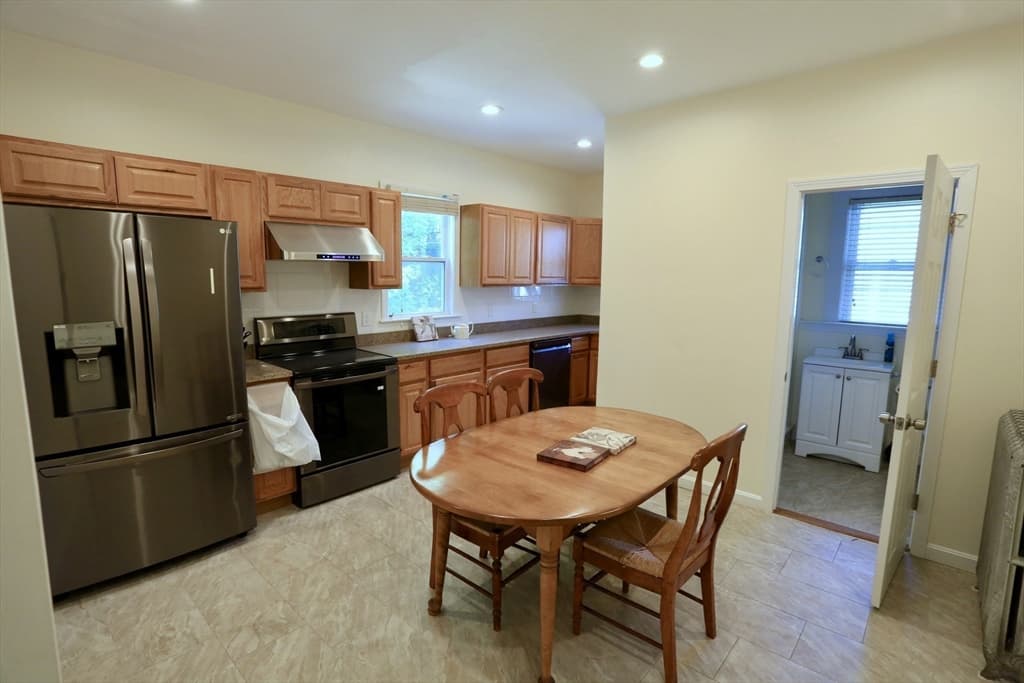 124 Forest St, Medford MA 02155 photo 7