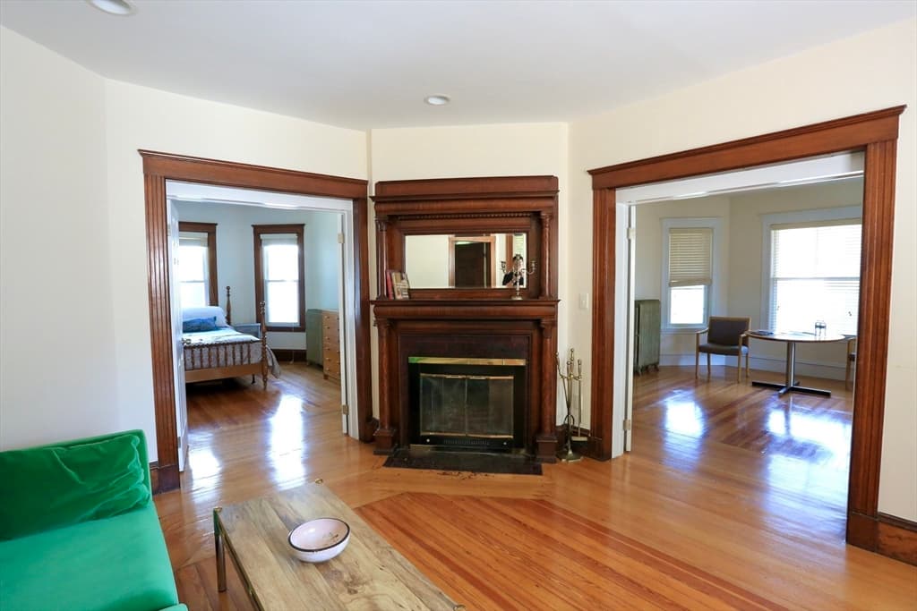 124 Forest St, Medford MA 02155 photo 5