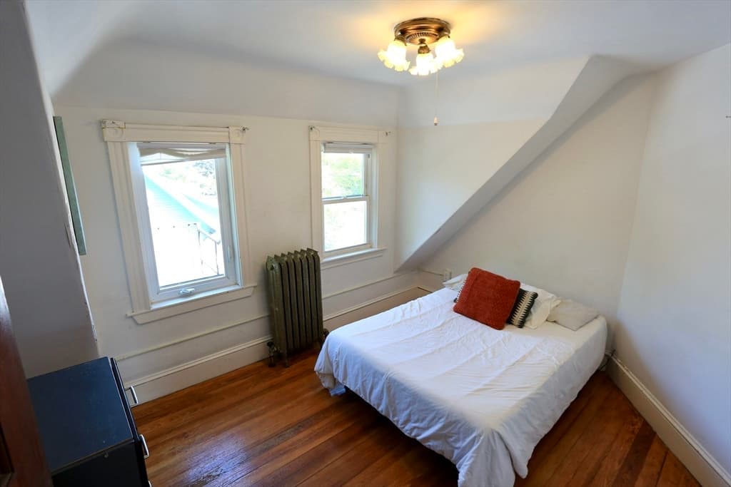 124 Forest St, Medford MA 02155 photo 24