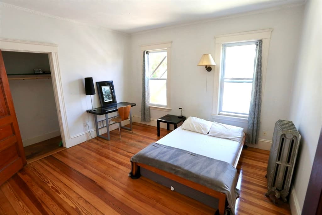 124 Forest St, Medford MA 02155 photo 18