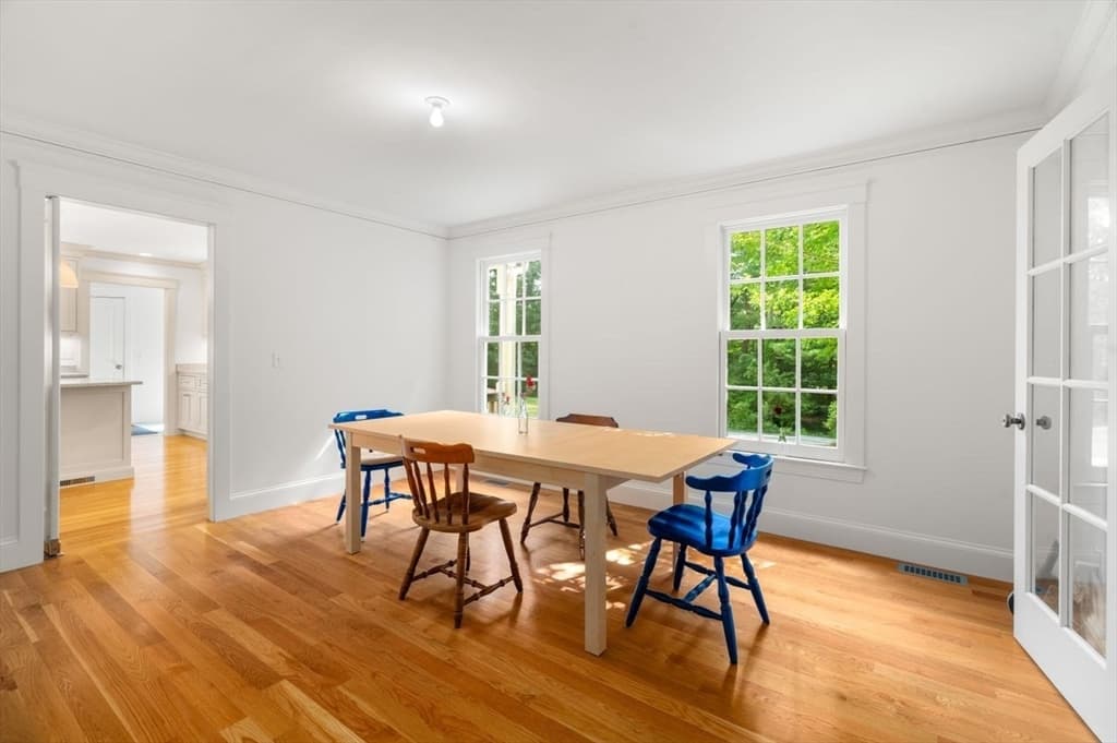 32 Perry Lane, Weston MA 02493 photo 7