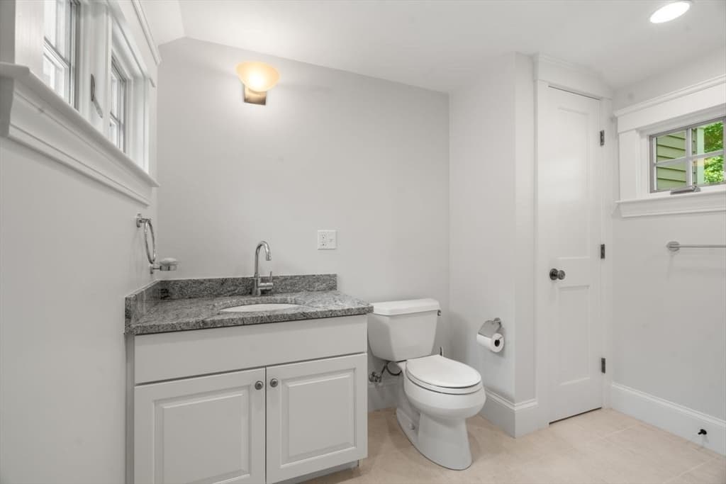 32 Perry Lane, Weston MA 02493 photo 33