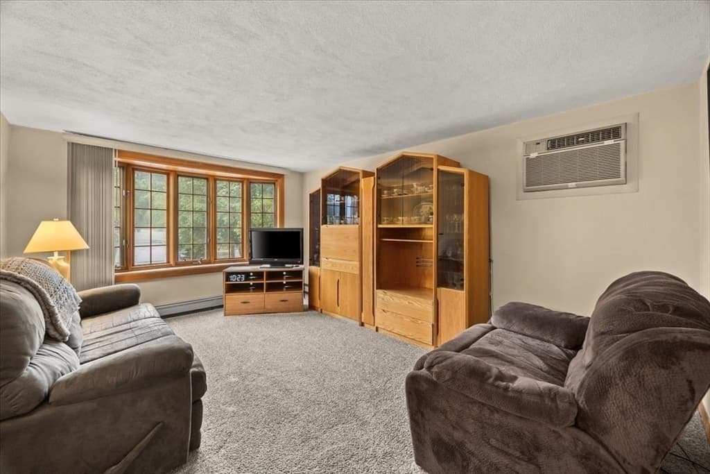 330 North Street, Randolph MA 02368 photo 8