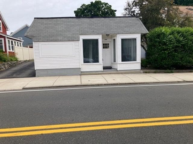 294 Water Street, Wakefield MA 01880
