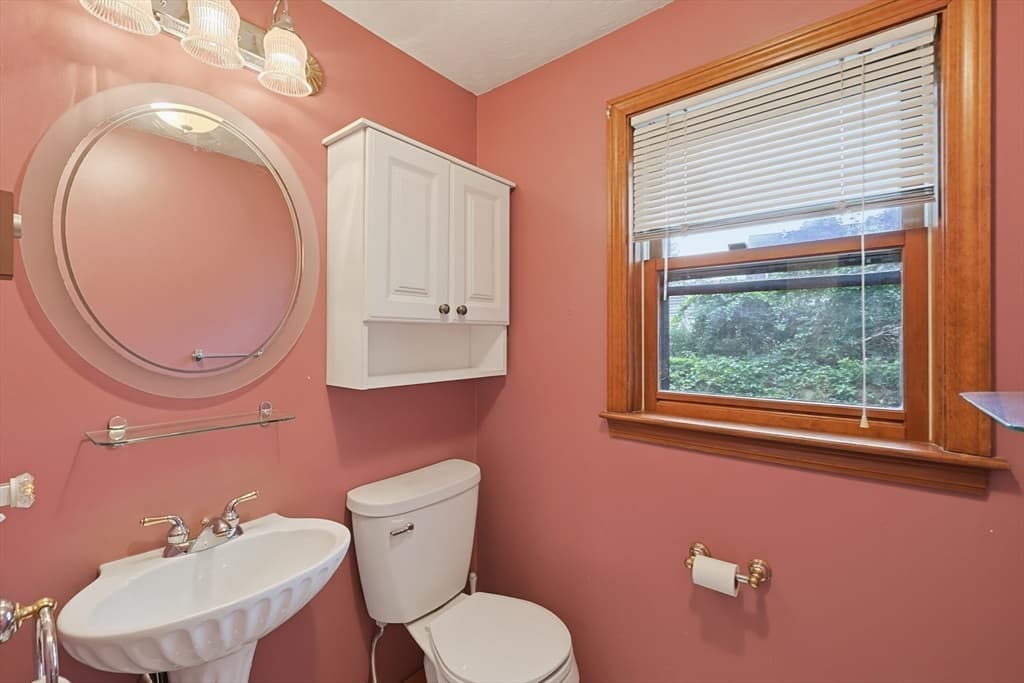 Single Family Residence at 708 Rocky Hill Rd, Plymouth MA 02360, Plymouth, photo 17 of 36