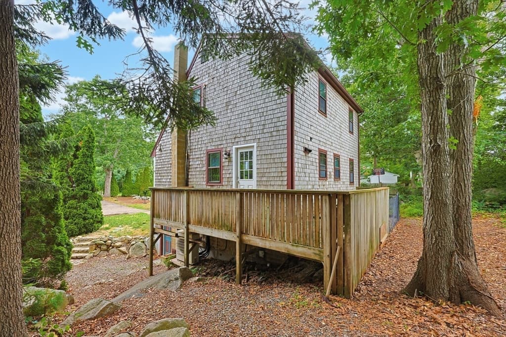 Single Family Residence at 708 Rocky Hill Rd, Plymouth MA 02360, Plymouth, photo 7 of 36