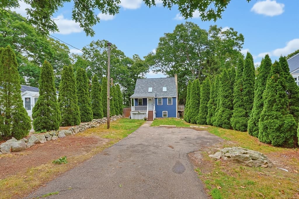 Single Family Residence at 708 Rocky Hill Rd, Plymouth MA 02360, Plymouth, photo 5 of 36