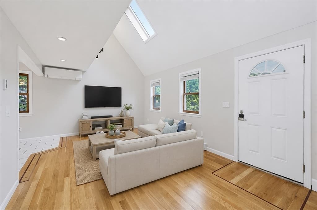 Single Family Residence at 708 Rocky Hill Rd, Plymouth MA 02360, Plymouth, photo 10 of 36