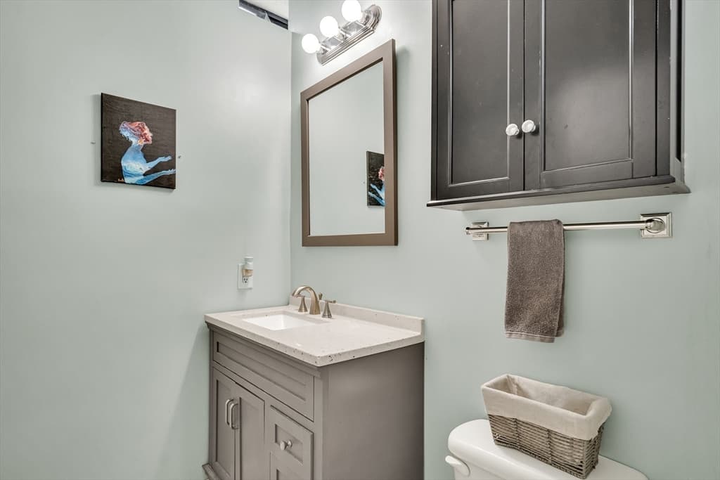 Condominium at 356-358 Main Street # 1, Boston MA 02129, Boston, photo 26 of 38