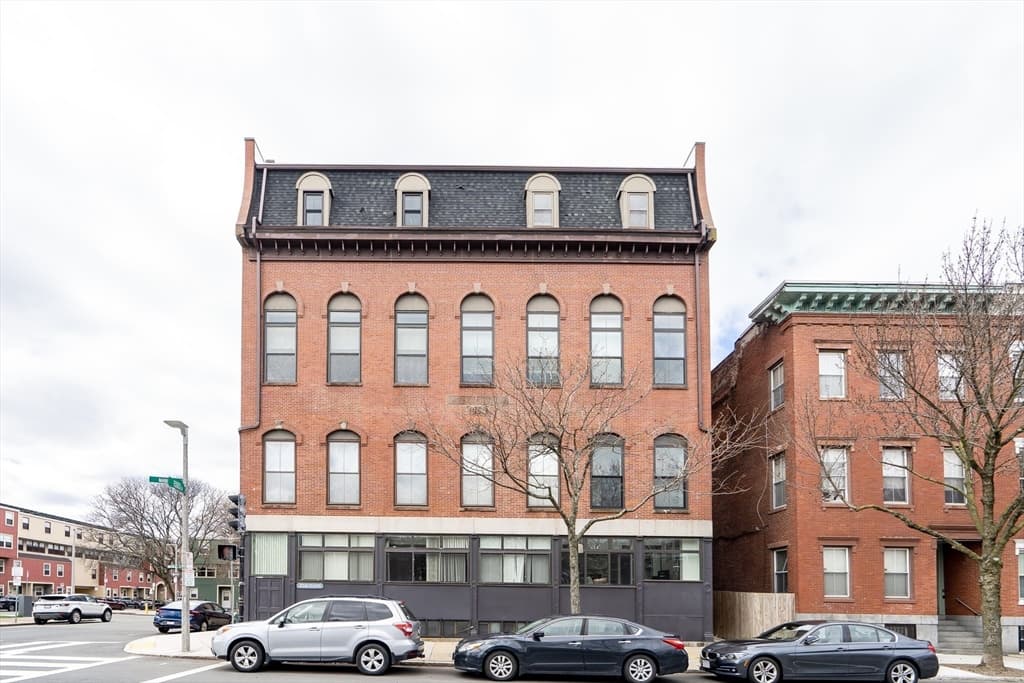 Condominium at 356-358 Main Street # 1, Boston MA 02129, Boston, photo 36 of 38