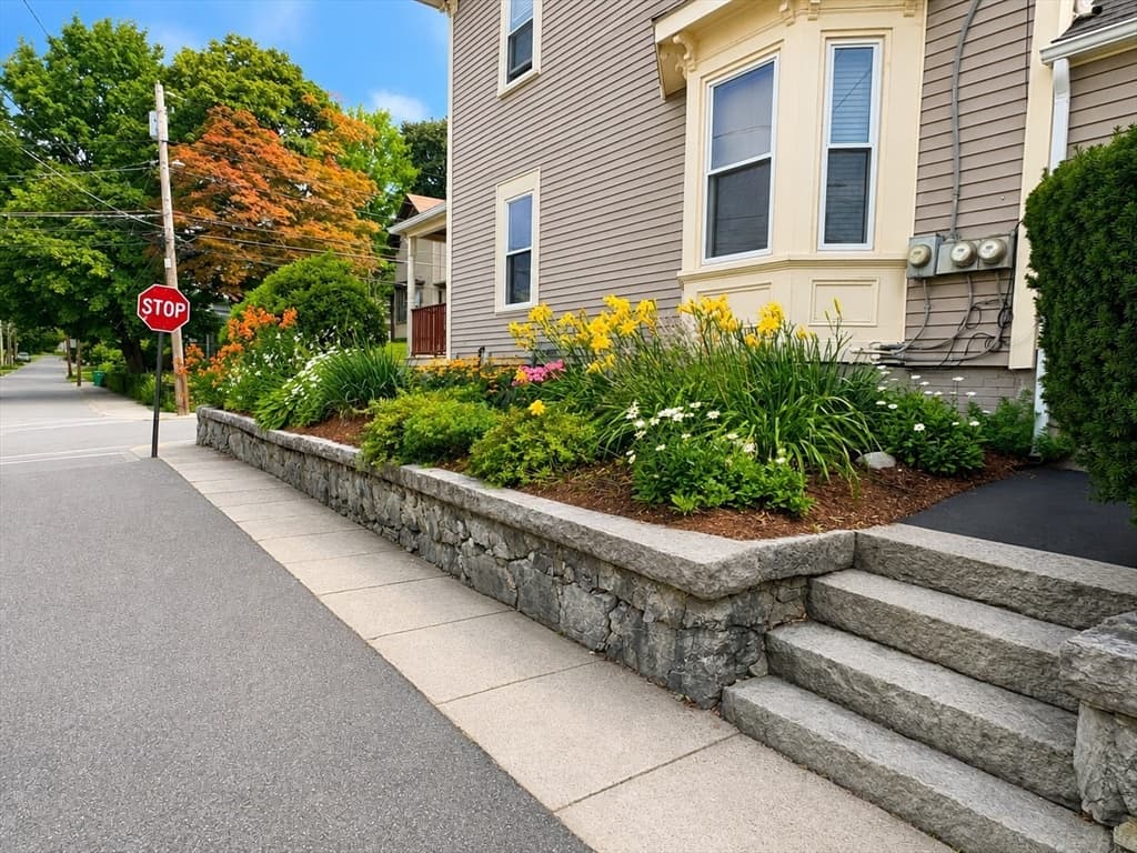 Condominium at 65 High St # 1, Woburn MA 01801, Woburn, photo 2 of 35