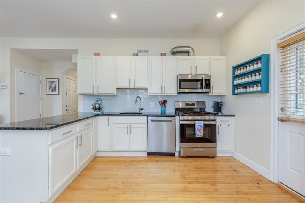 Condominium at 65 High St # 1, Woburn MA 01801, Woburn, photo 14 of 35