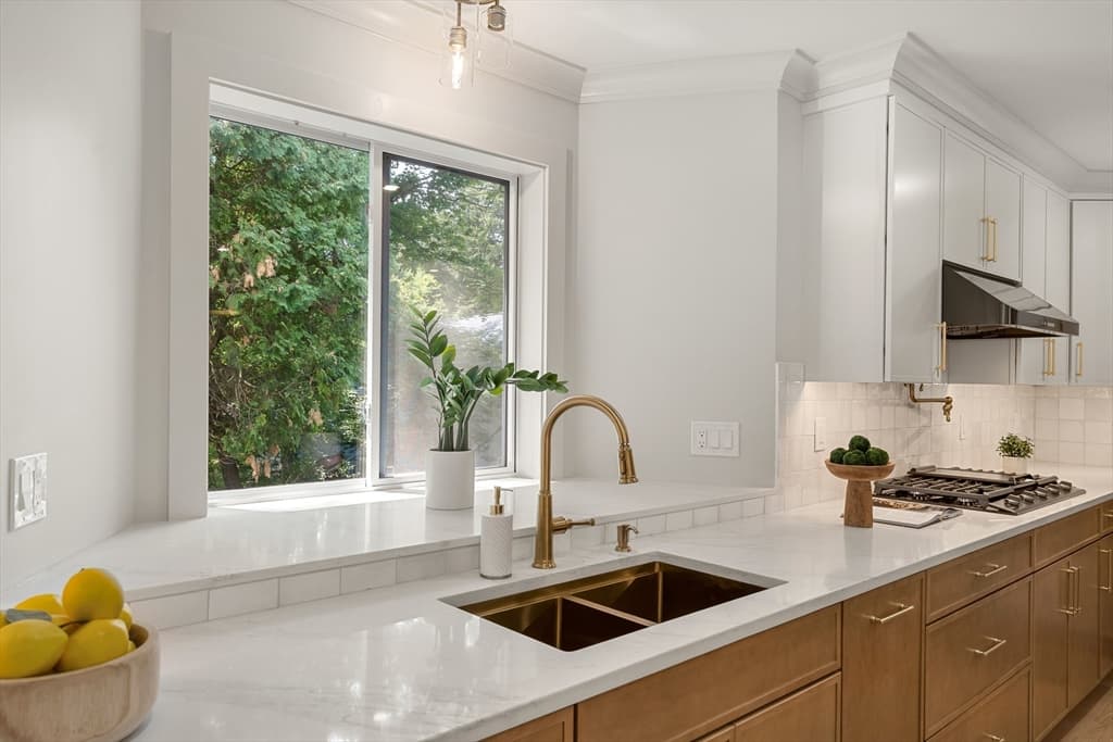 62 Summit Avenue, Sharon MA 02067 photo 6