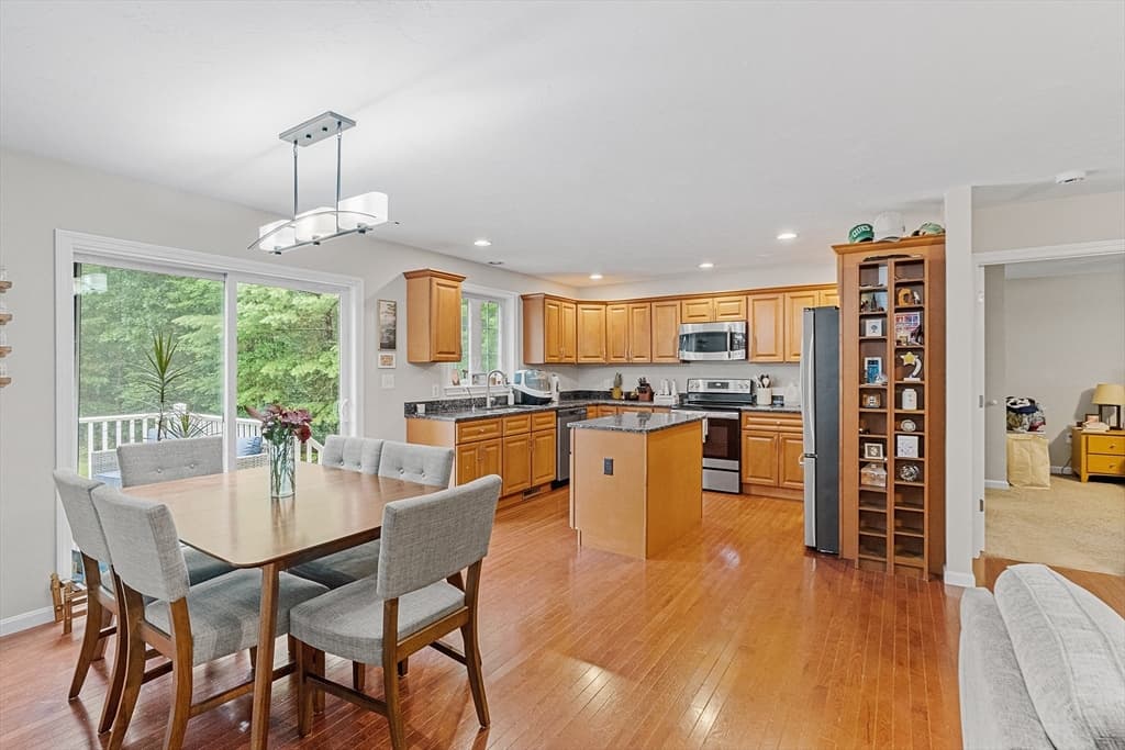10 Lyford Rd, Spencer MA 01562 photo 6