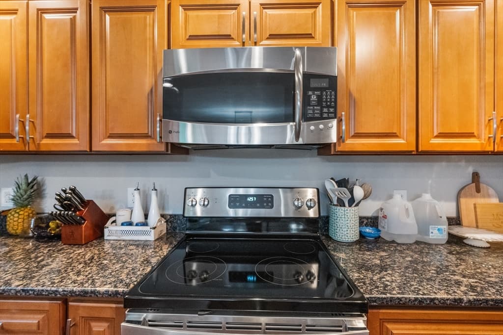 10 Lyford Rd, Spencer MA 01562 photo 11