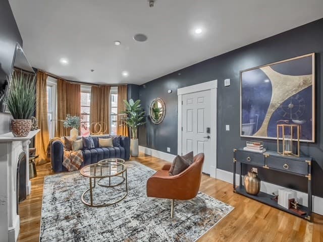 Condominium at 32 Williams St # 1, Boston MA 02446, Boston, photo 6 of 26