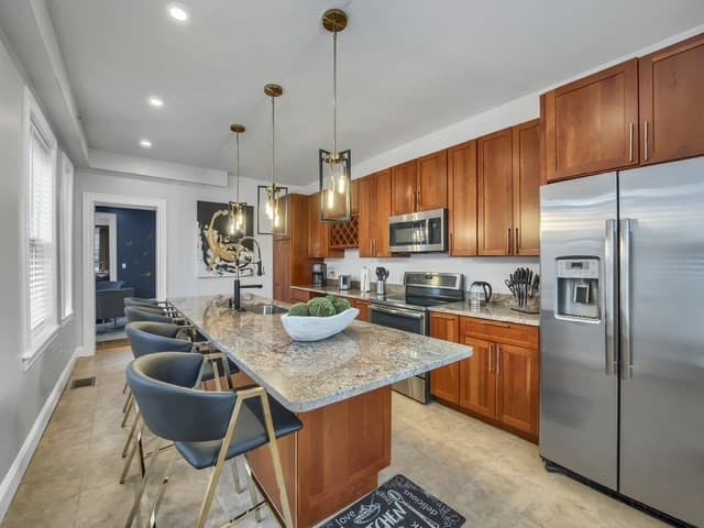 Condominium at 32 Williams St # 1, Boston MA 02446, Boston, photo 9 of 26