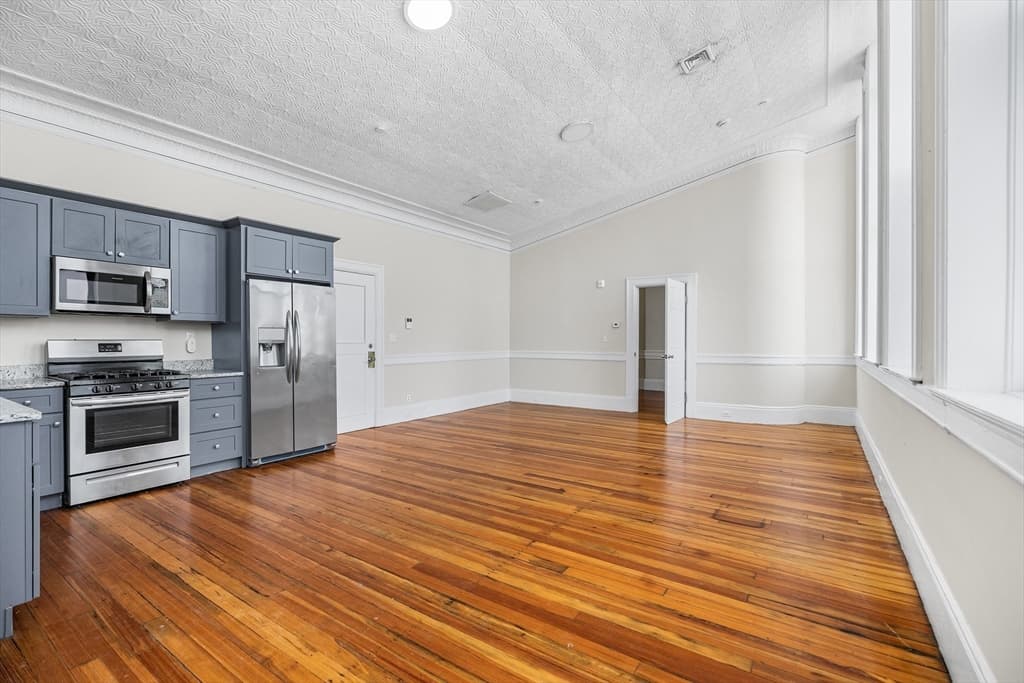 202 Broadway # 31, Lawrence MA 01840 photo 7