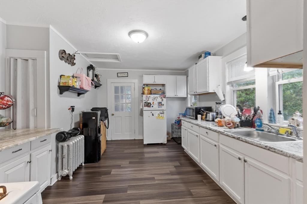 143 Highland Ave, Fitchburg MA 01420 photo 23