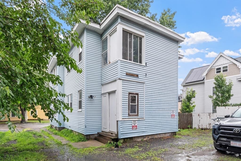 143 Highland Ave, Fitchburg MA 01420 photo 6