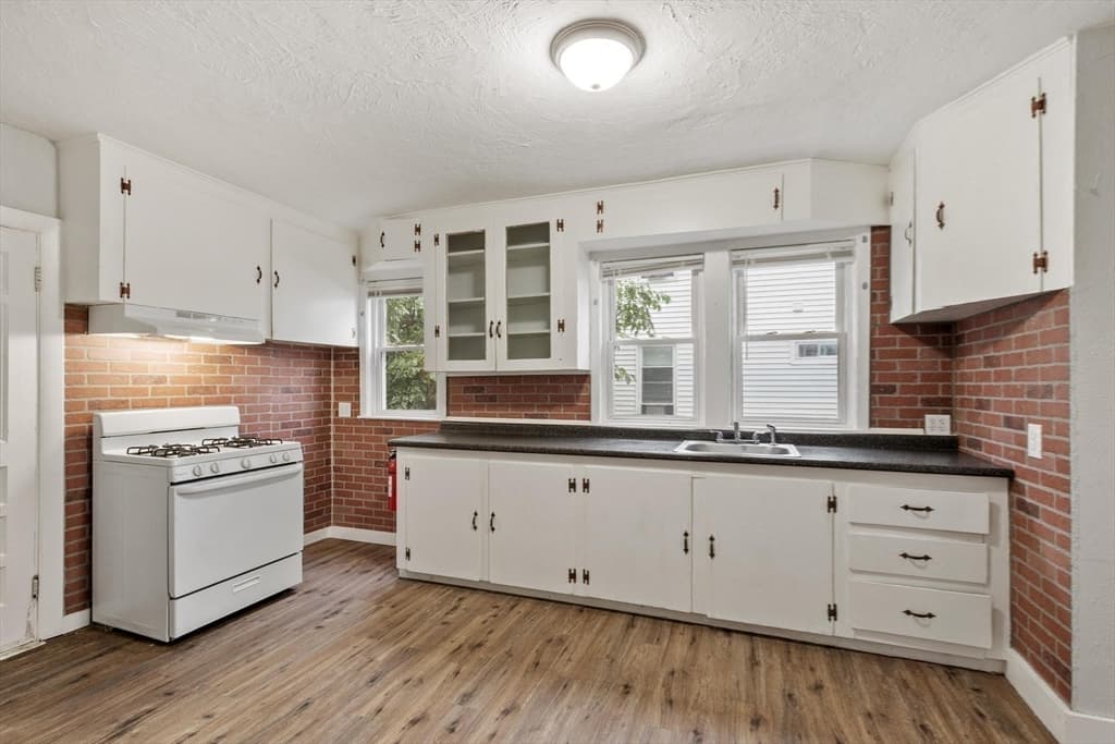 143 Highland Ave, Fitchburg MA 01420 photo 13