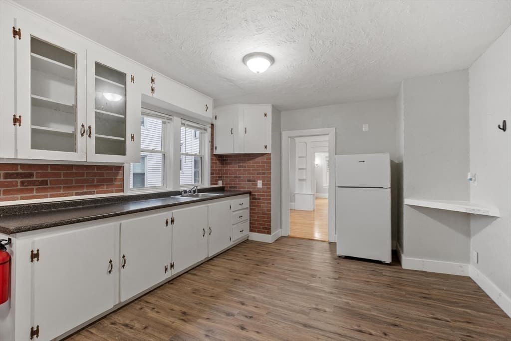 143 Highland Ave, Fitchburg MA 01420 photo 14