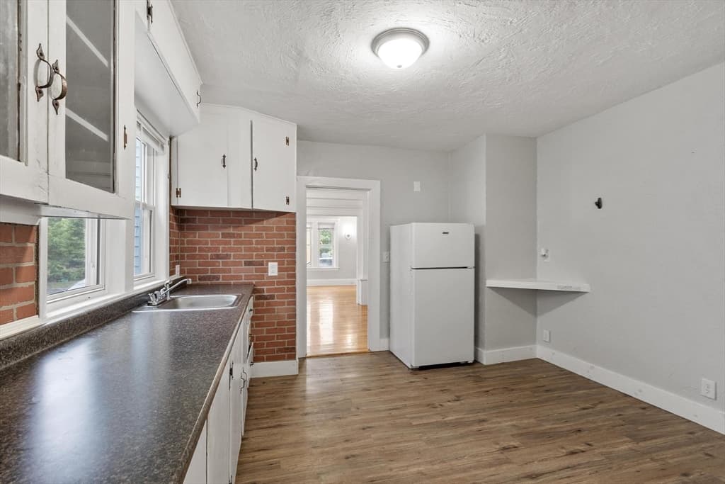 143 Highland Ave, Fitchburg MA 01420 photo 15