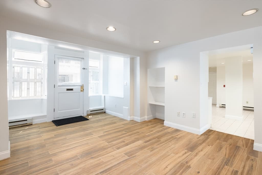 2 Derne Street, Boston MA 02114 photo 22