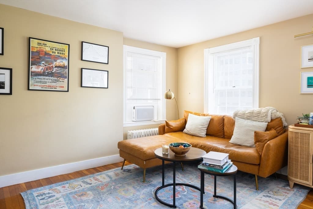 2 Derne Street, Boston MA 02114 photo 9