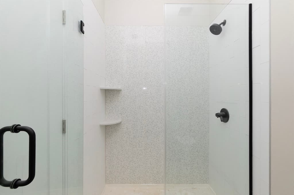 Condominium at 287 Maverick Street, Boston MA 02128, Boston, photo 5 of 10