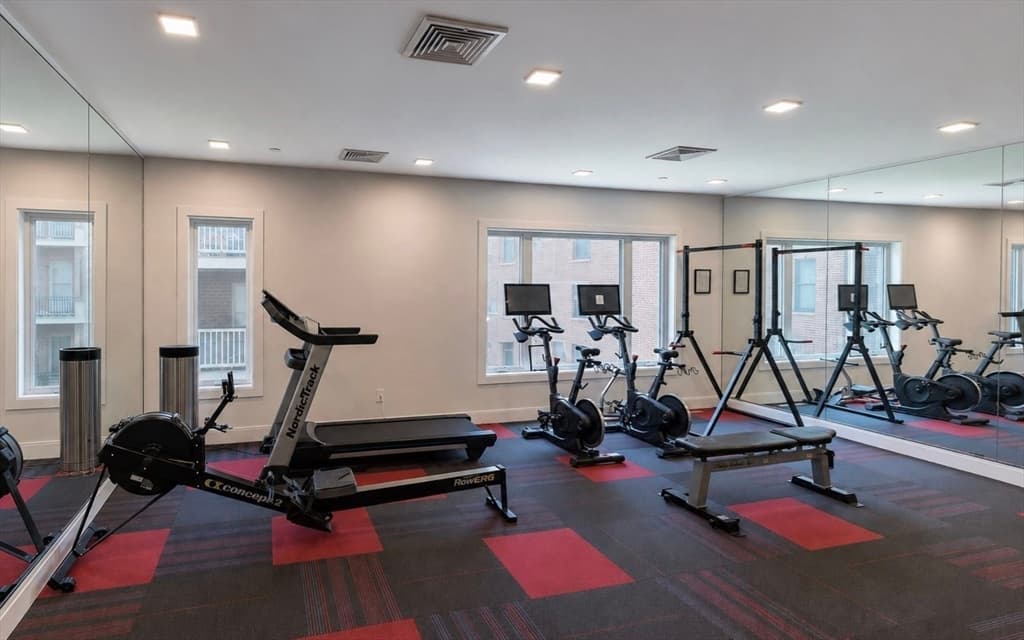Condominium at 287 Maverick Street, Boston MA 02128, Boston, photo 8 of 10