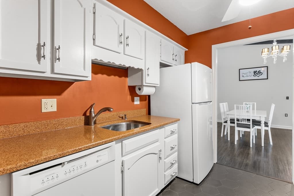 12 Royal Lake Dr # 8, Braintree MA 02184 photo 13