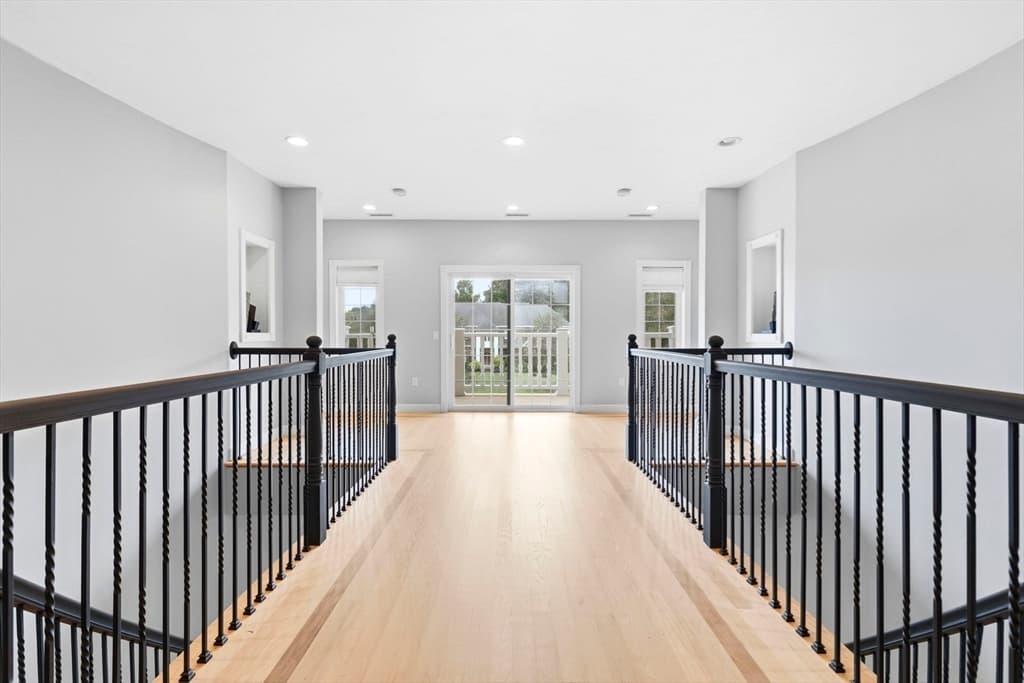 Single Family Residence at 2 Bridle Path, Lynnfield MA 01940, Lynnfield, photo 17 of 41