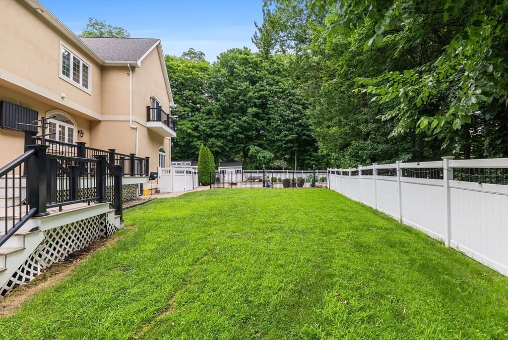 Single Family Residence at 2 Bridle Path, Lynnfield MA 01940, Lynnfield, photo 40 of 41