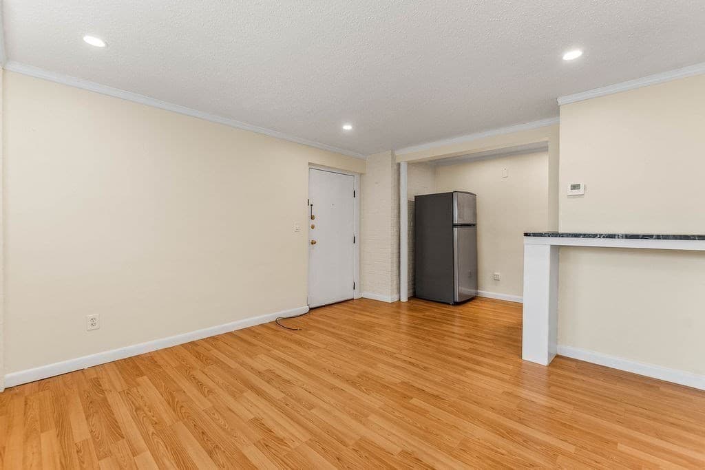 5 Cass St # 2, Boston MA 02132 photo 13
