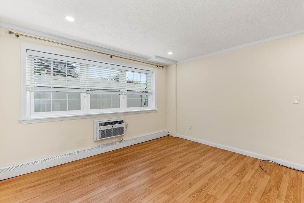 5 Cass St # 2, Boston MA 02132 photo 14