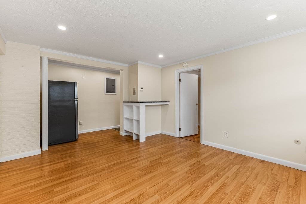 5 Cass St # 2, Boston MA 02132 photo 11