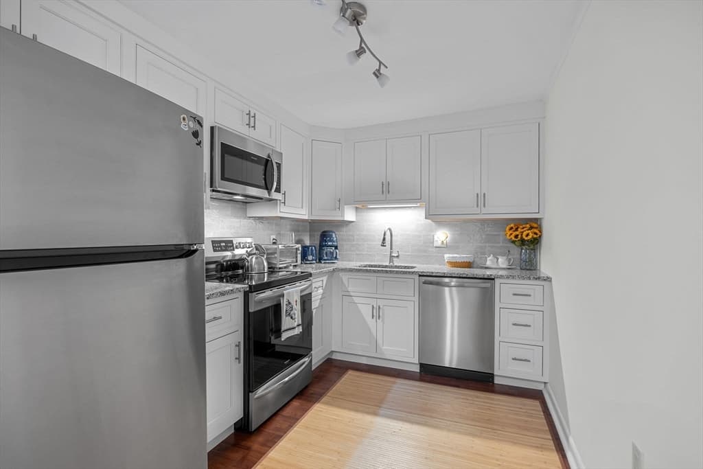 12 Candlewood Ln # 7, Dennis MA 02639 photo 9