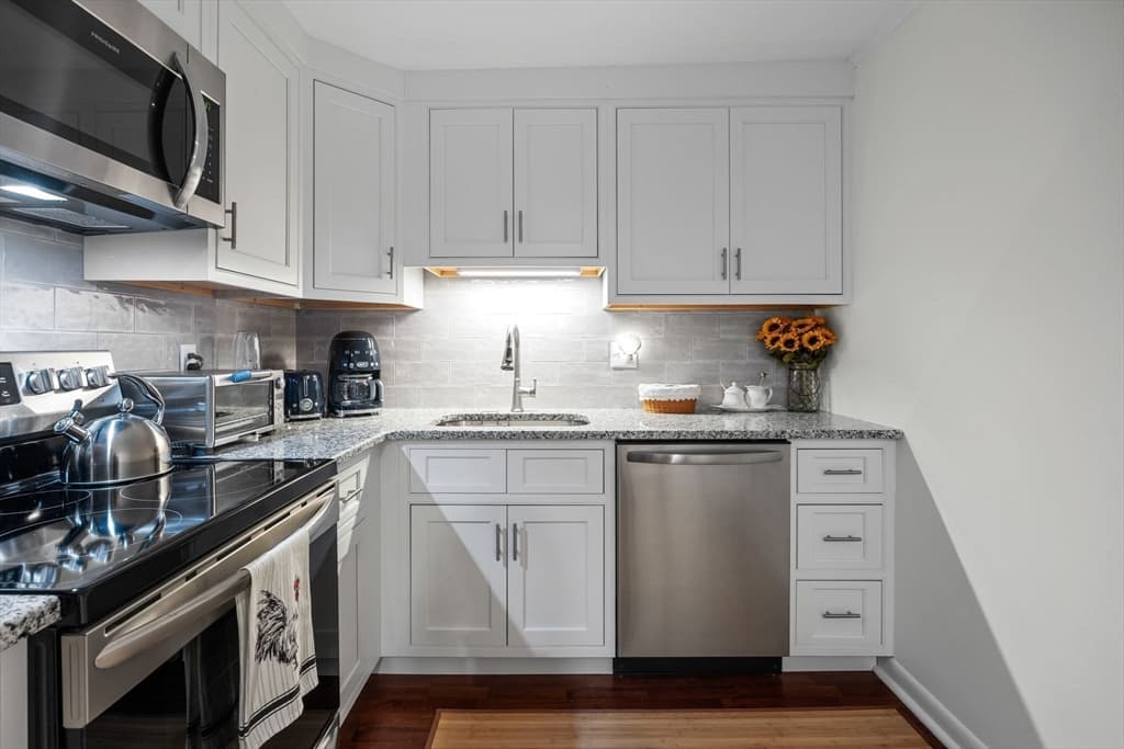 12 Candlewood Ln # 7, Dennis MA 02639 photo 11