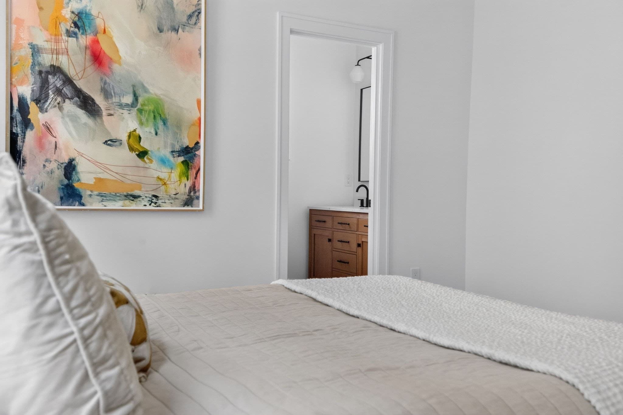 Condominium at 37 Kingston St # A, Somerville MA 02144, photo 13 of 25
