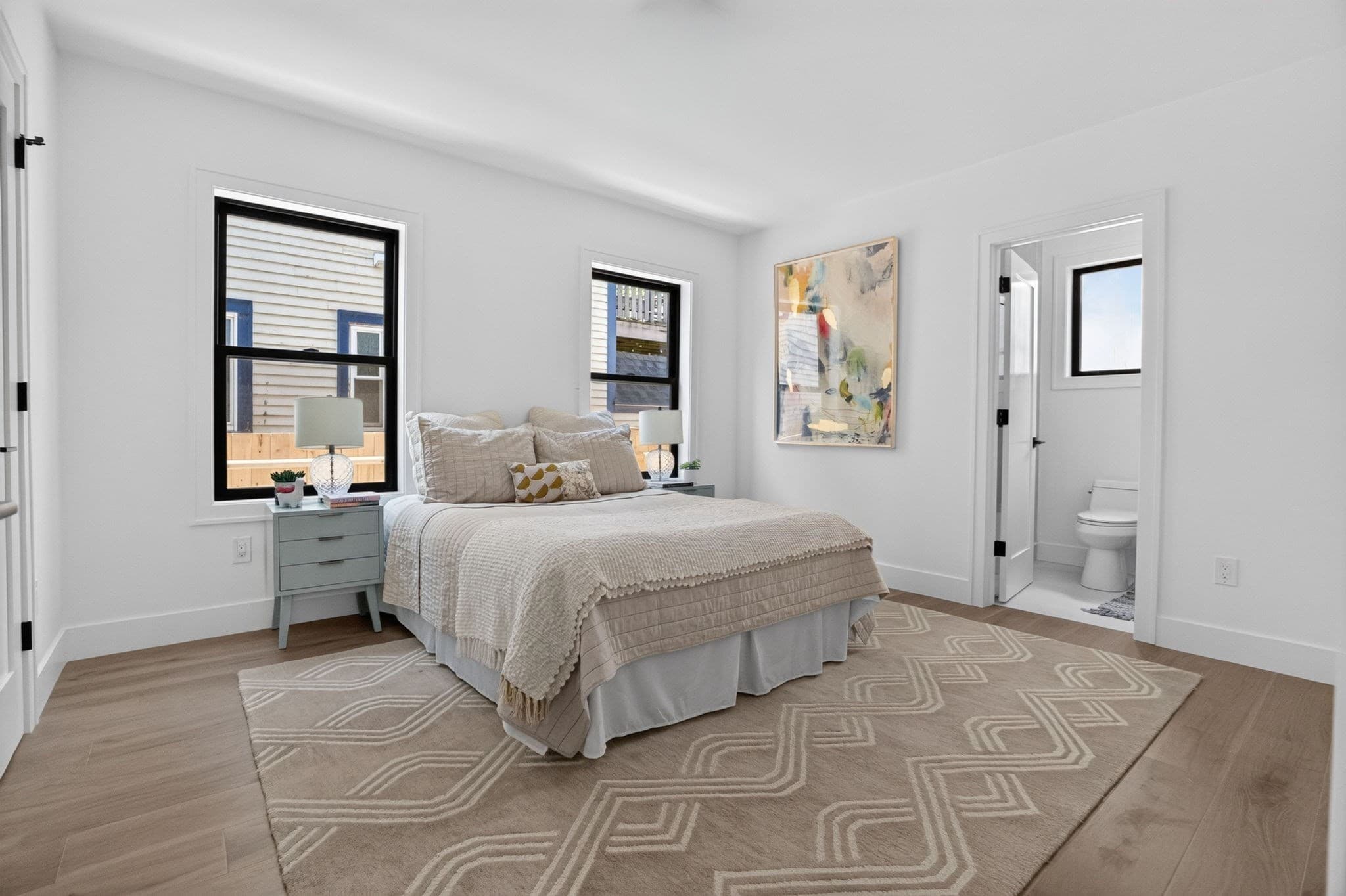 Condominium at 37 Kingston St # A, Somerville MA 02144, photo 12 of 25