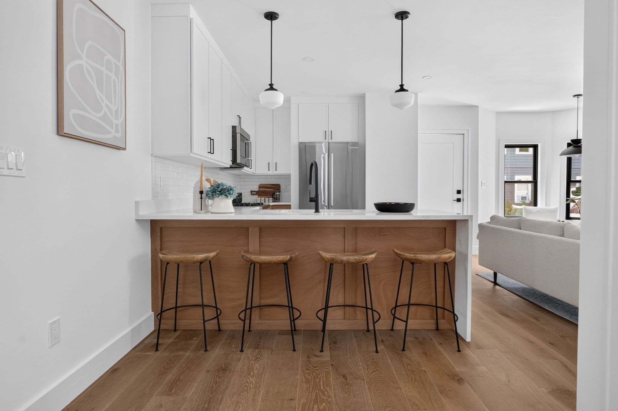 Condominium at 37 Kingston St # A, Somerville MA 02144, photo 5 of 25