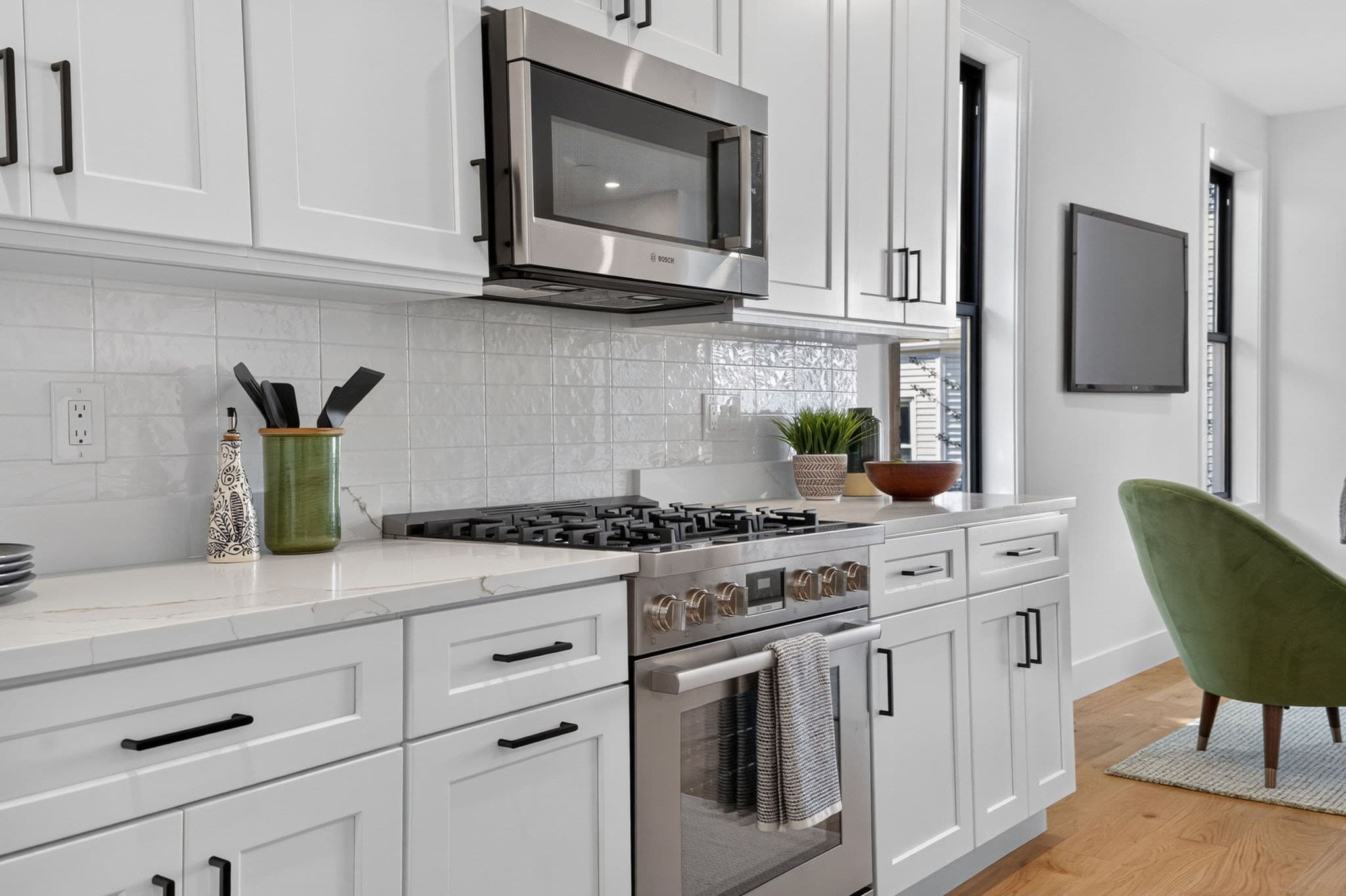 Condominium at 24 Spring Hill Terrace # A, Somerville MA 02143, photo 6 of 36