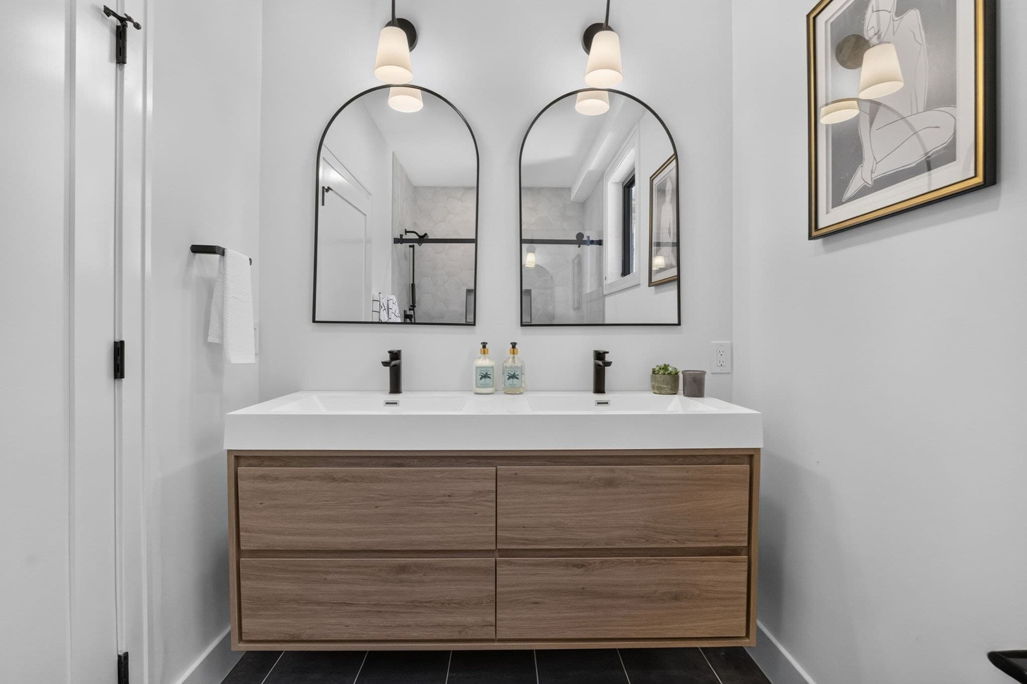 Condominium at 24 Spring Hill Terrace # A, Somerville MA 02143, photo 16 of 36