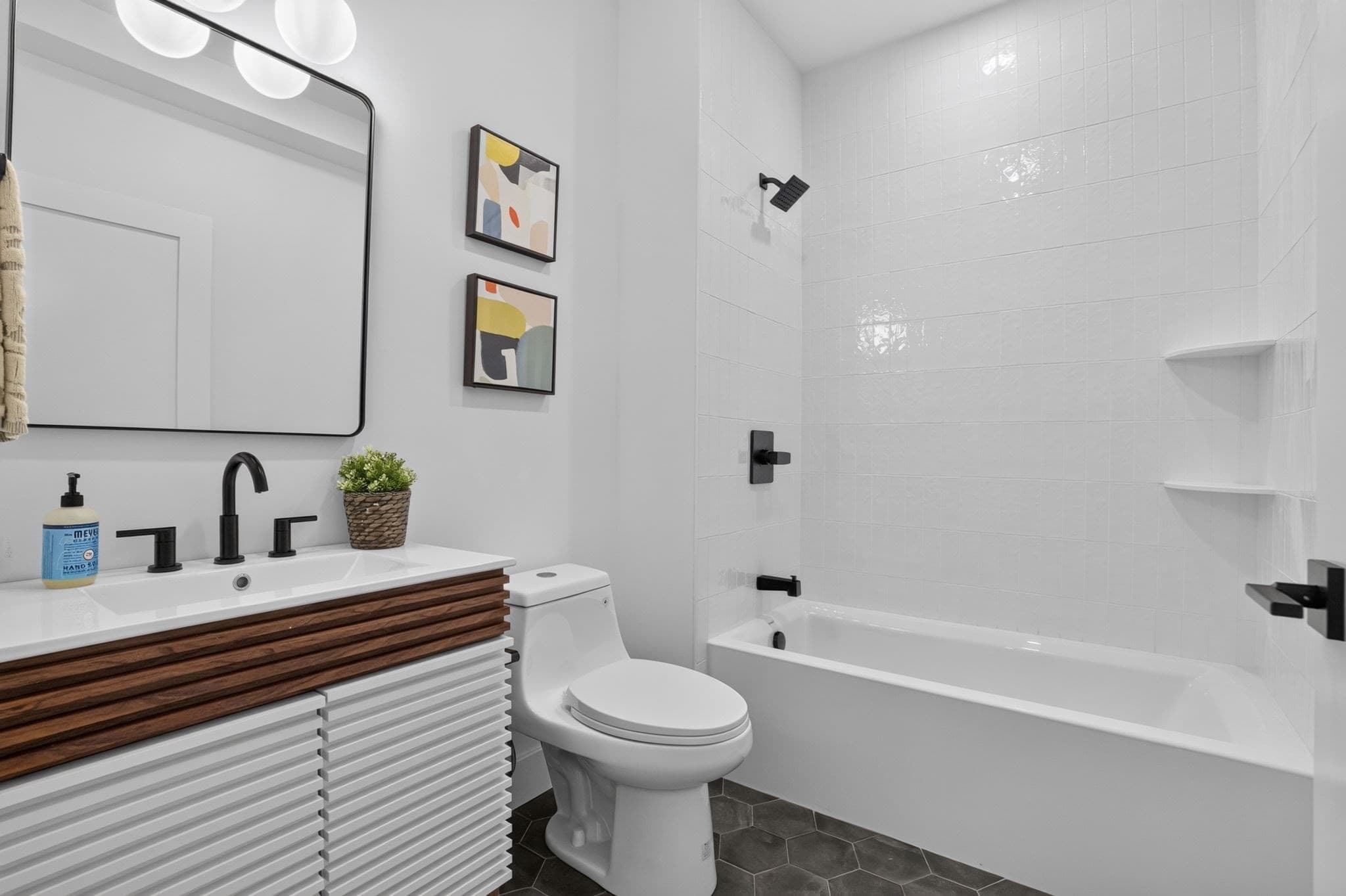 Condominium at 24 Spring Hill Terrace # A, Somerville MA 02143, photo 18 of 36