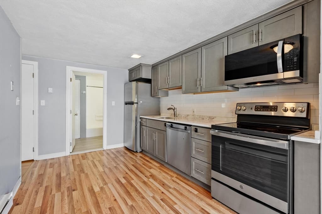 9 Wampus Ave # 4, Acton MA 01720 photo 2